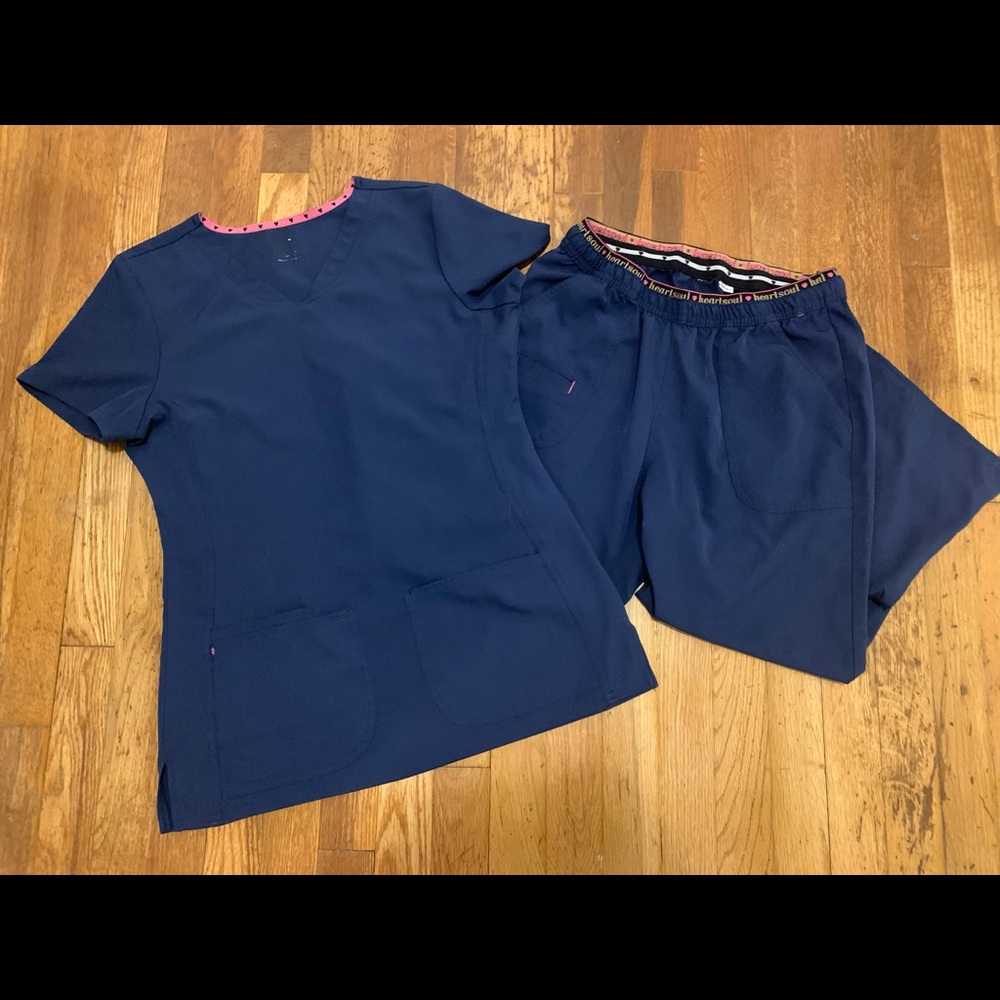 HeartSoul scrub set- size small Tall, navy blue